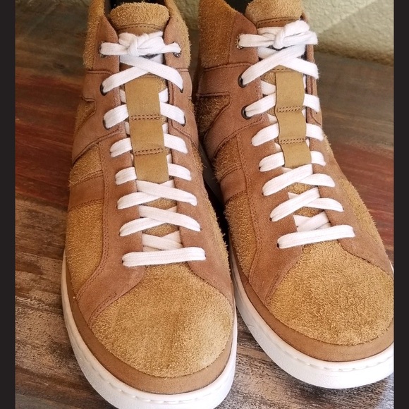 New UGG Sneakers - Picture 2 of 2